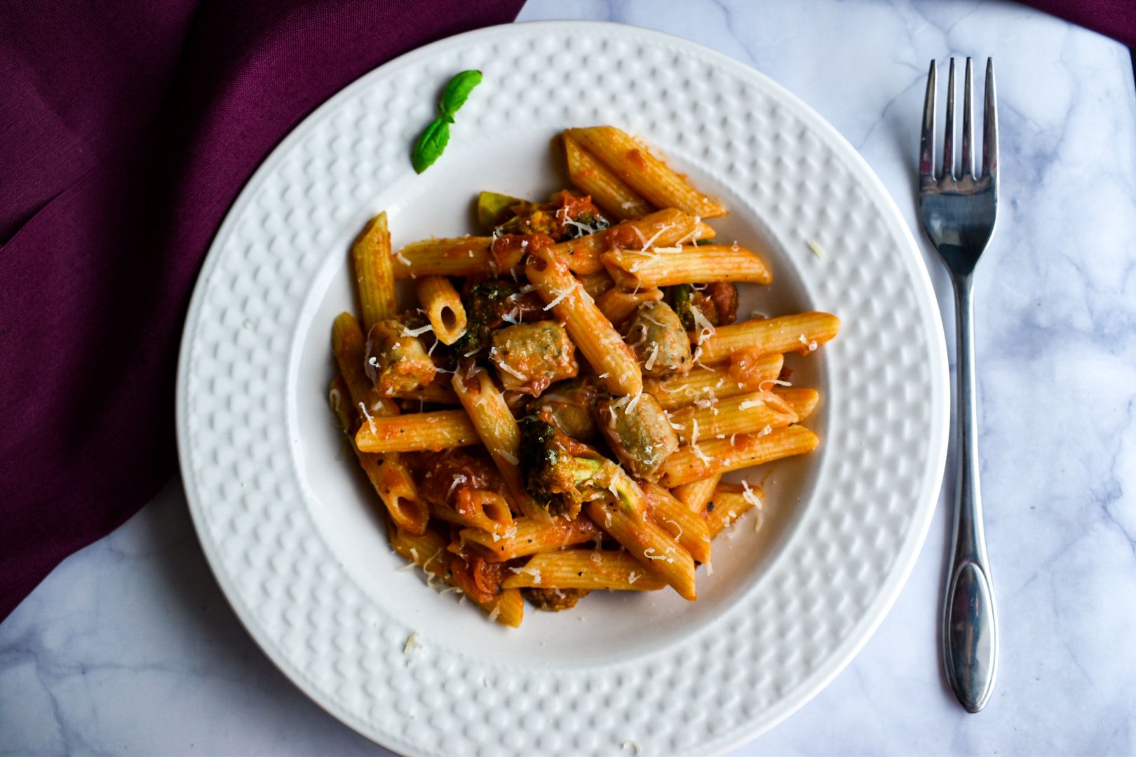 makaronai-su-svieziomis-desrelemis-ir-brokoliais