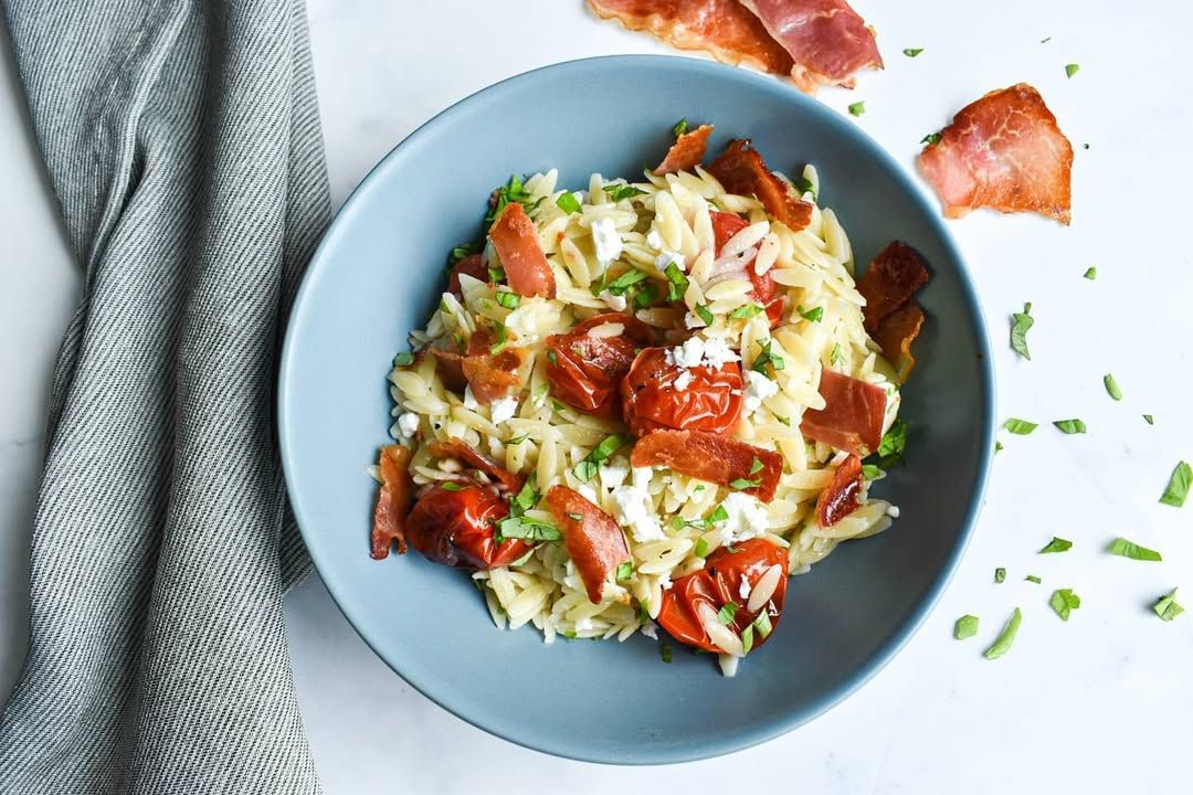 orzo-makaronai-su-vytintu-kumpiu