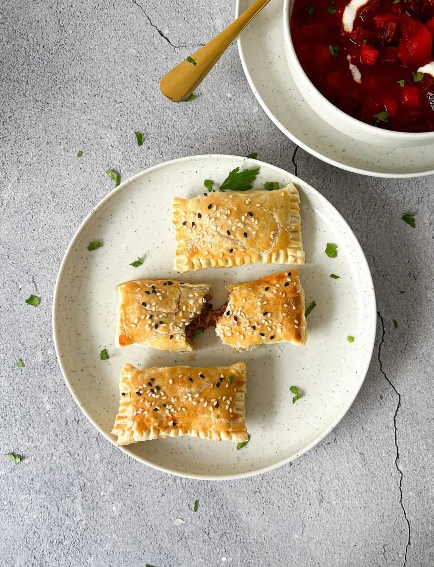 pyrageliai-su-barbekiu-vistiena